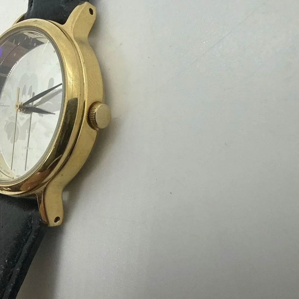 Lorus Mickey Mouse 3D Holographic Watch for Men and Women, Rare Disney Watch 90s